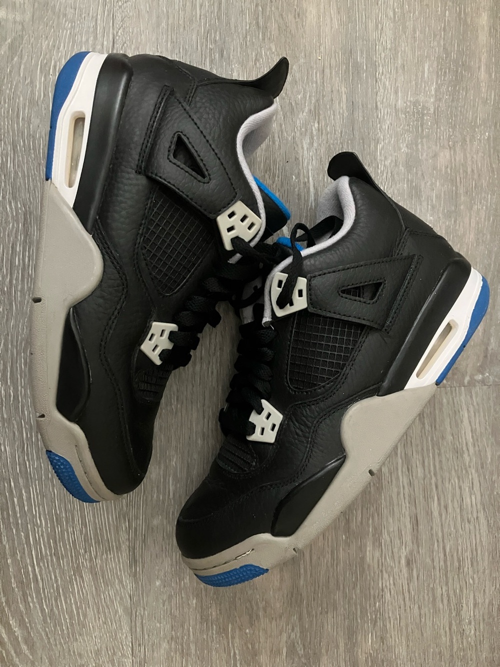 Jordan Boys 6 Youth Black, Gray and Blue Retro Sneakers